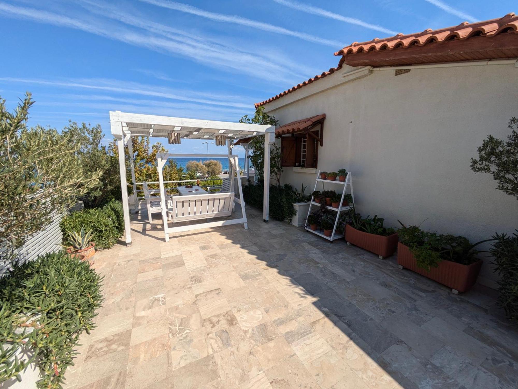 Апартаменты Sea View Roof Garden Кьятон Экстерьер фото